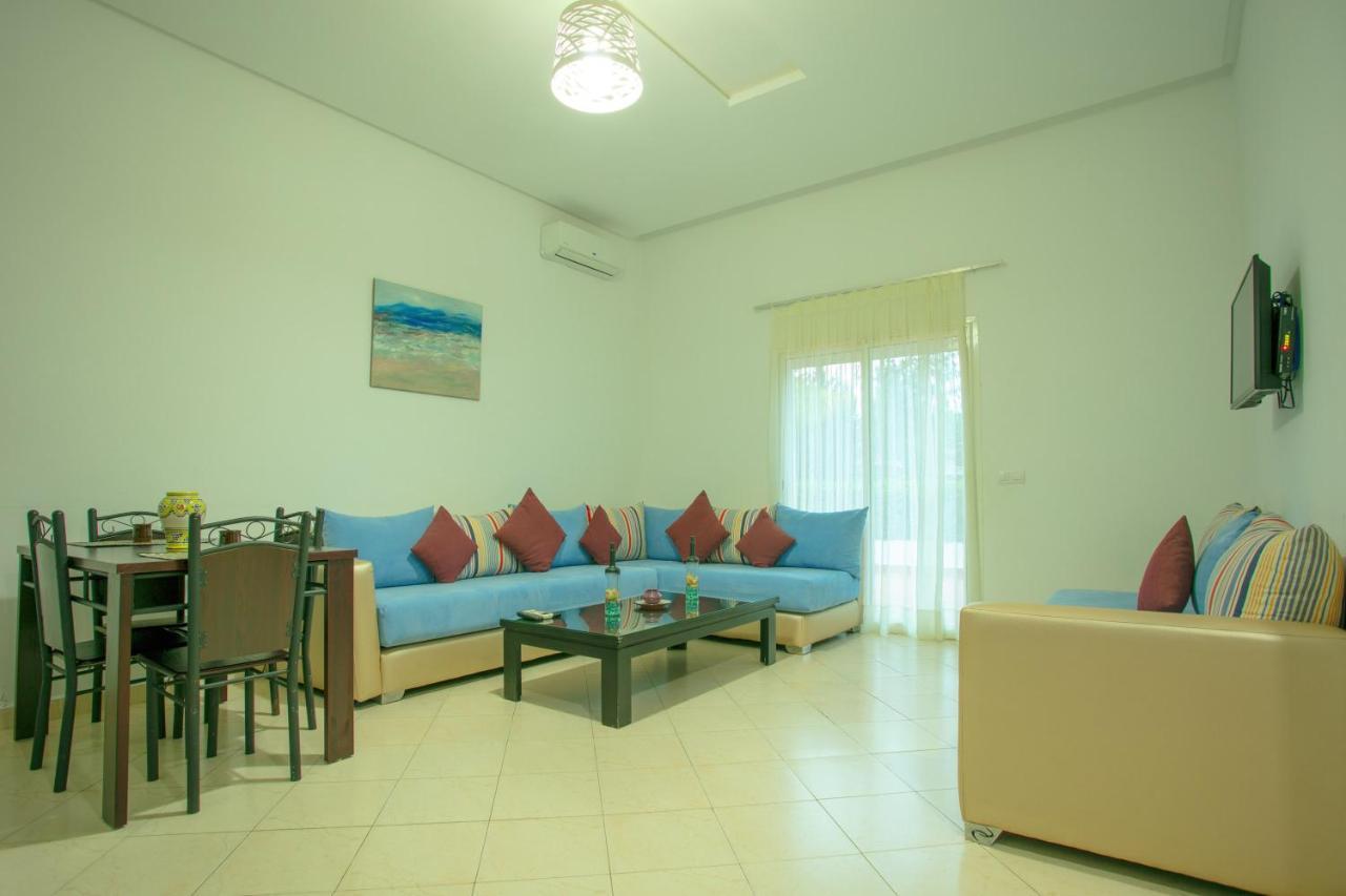 Residence Hoteliere Riviera Beach Cabo Negro Ngoại thất bức ảnh