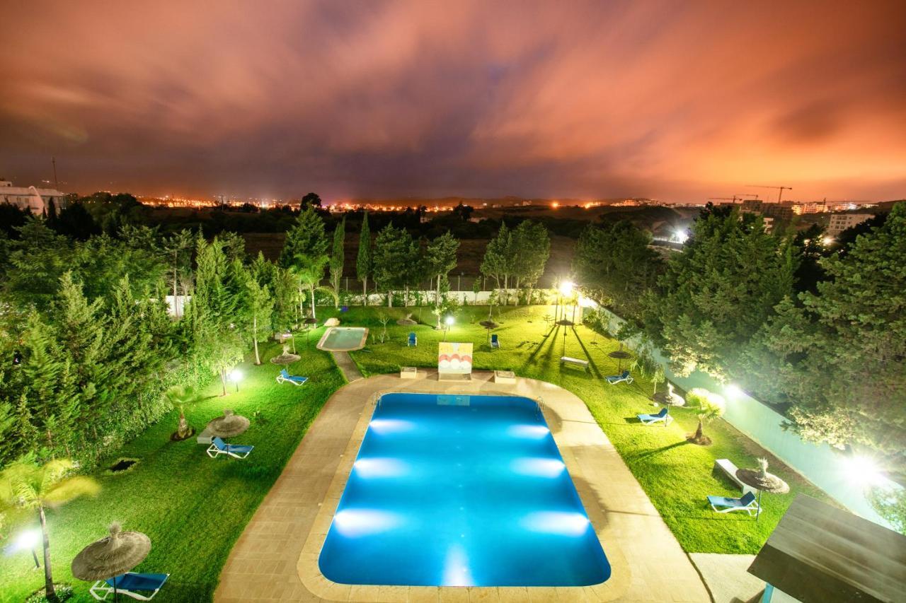 Residence Hoteliere Riviera Beach Cabo Negro Ngoại thất bức ảnh